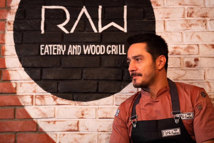 Chef venezolano persigue su sueño gastronómico en Shanghai