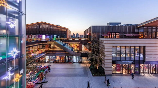 Shanghai registra una oleada de apertura de primeras tiendas