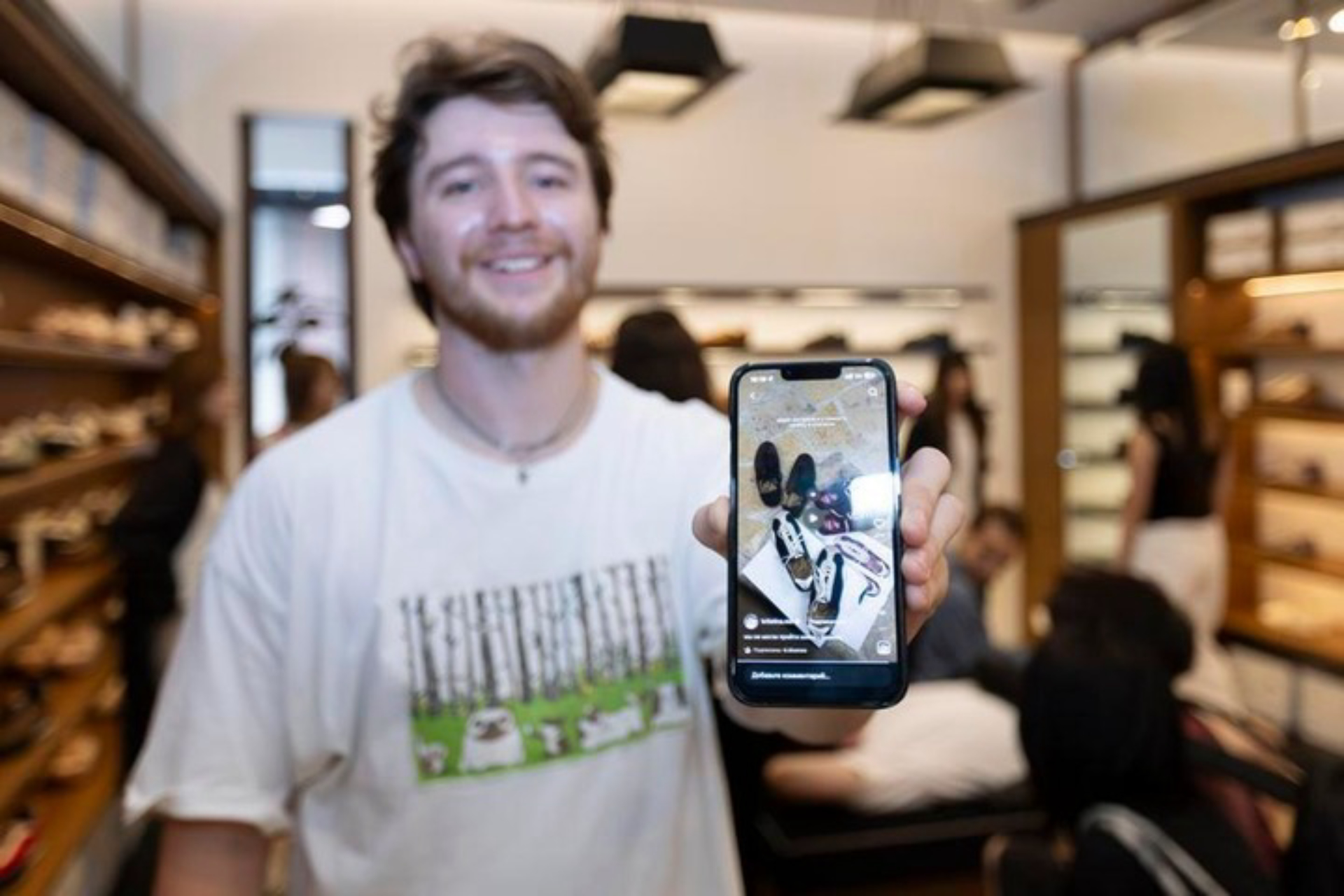 Los turistas internacionales se enamoran de las marcas chinas en Shanghai