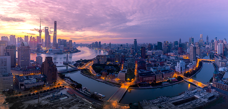 上海华灯初上-VCG.jpg