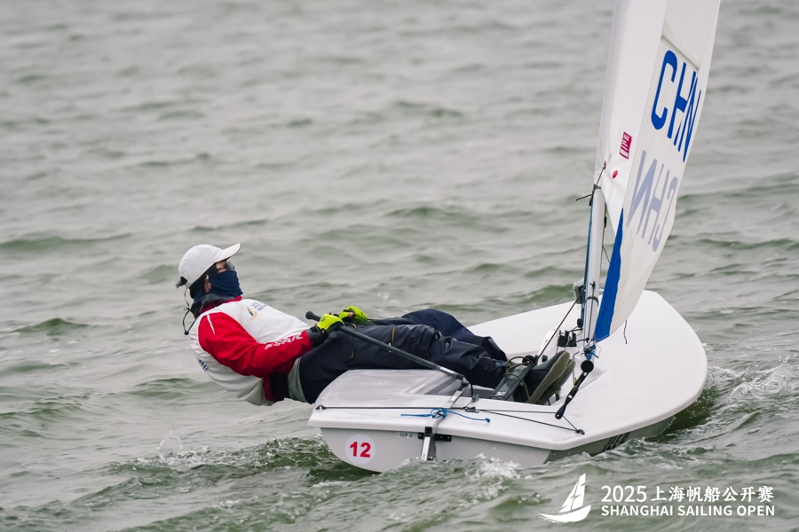 Escena de la Competencia Abierta de Vela de Shanghai 2025.jpg