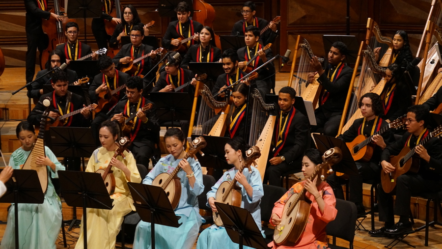 La música florclorica de Shanghai resonó en Venezuela y Trinidad y Tobago