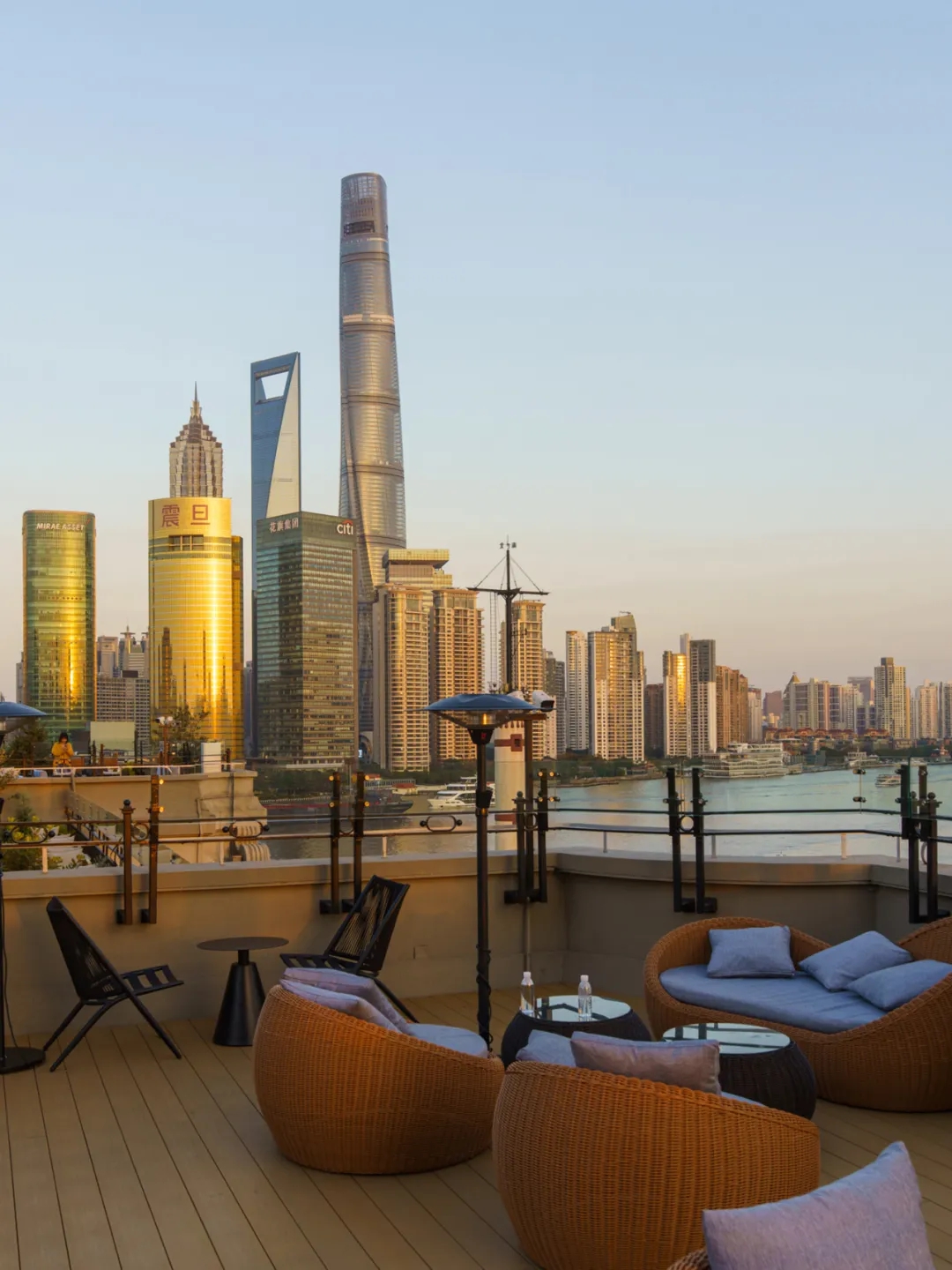 TOR·Top One Roof_副本.jpg