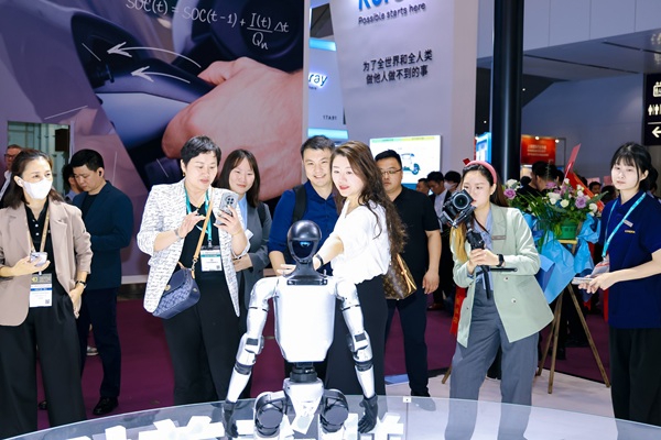 CHINAPLAS 2026: récord histórico con más de 5.000 expositores en Shanghai