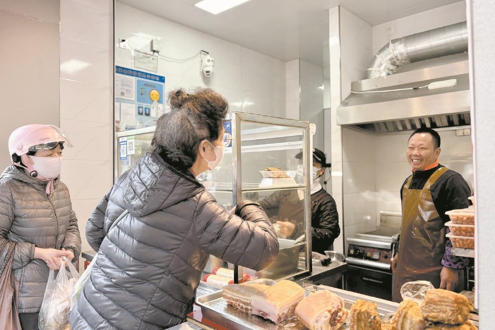 Shanghai moderniza los mercados de alimentos adaptándose a las necesidades locales