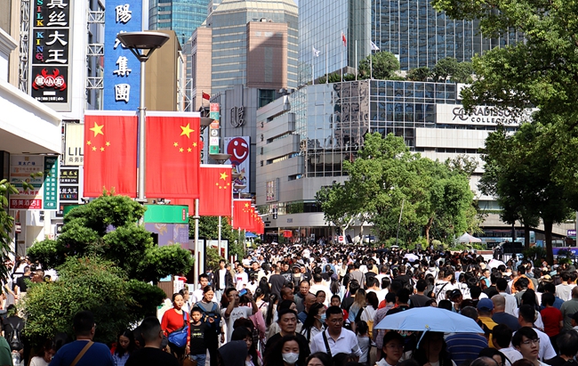 Shanghai Nanjing Road during the National Day holiday.jpeg