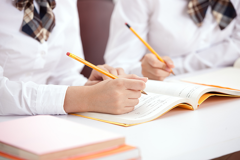 Guía para matricular a sus hijos en una escuela secundaria superior