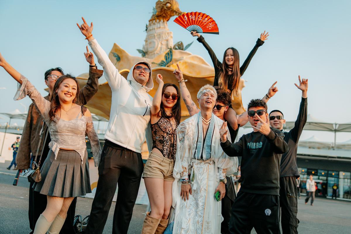 Shanghai baila al ritmo del festival de música electrónica