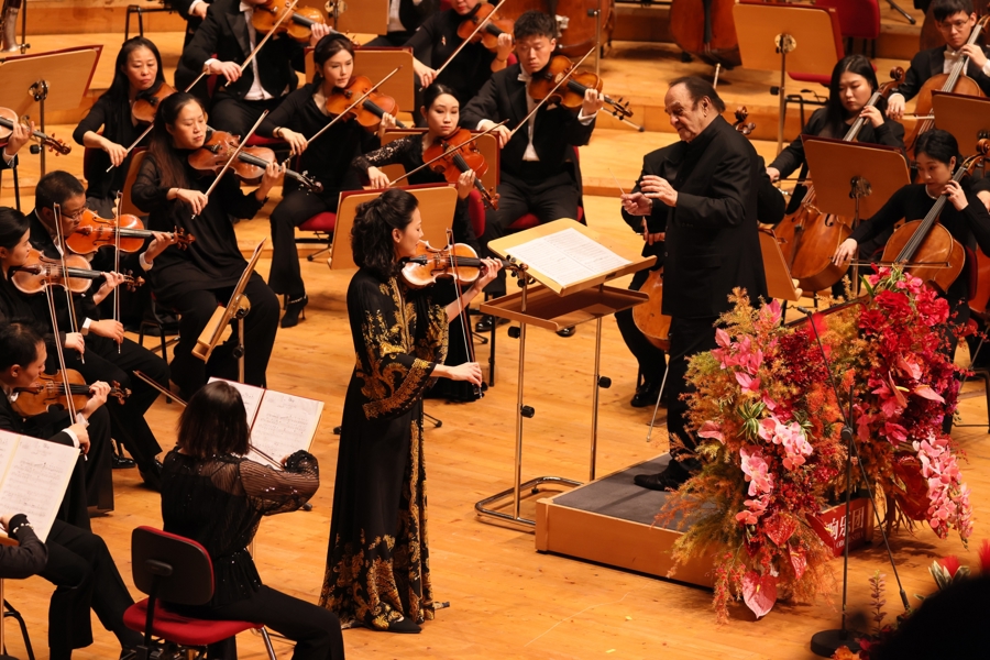 Mágico viaje musical por el mundo en la Nochevieja de Shanghai