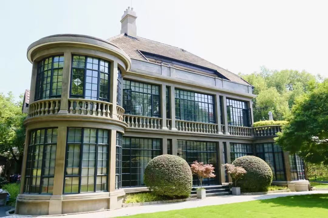 El edificio n.º 6 del Hotel Xing Guo de Shanghai..jpg