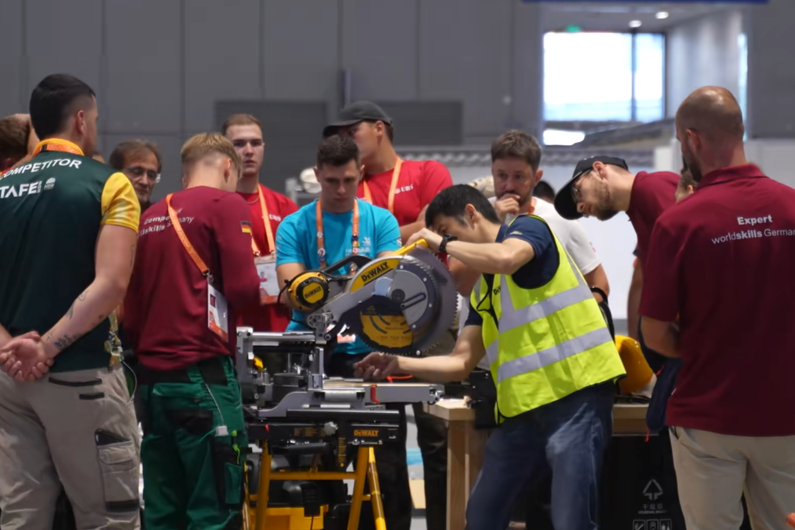 Los competidores entran en acción en WorldSkills Shanghai 2026