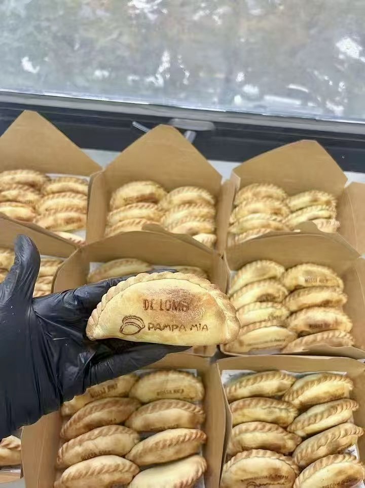 empanadas presentadas por Pampa Mia.jpg