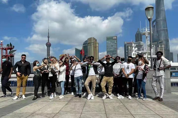 Escuela de Negocios de Shanghai