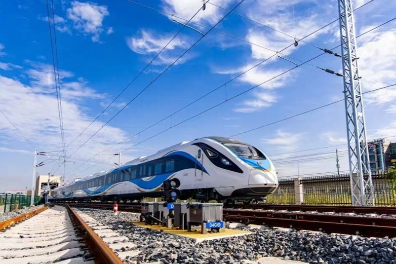 La línea de enlace aeroportuario del Metro de Shanghai comenzó a funcionar el 27 de diciembre.jpg