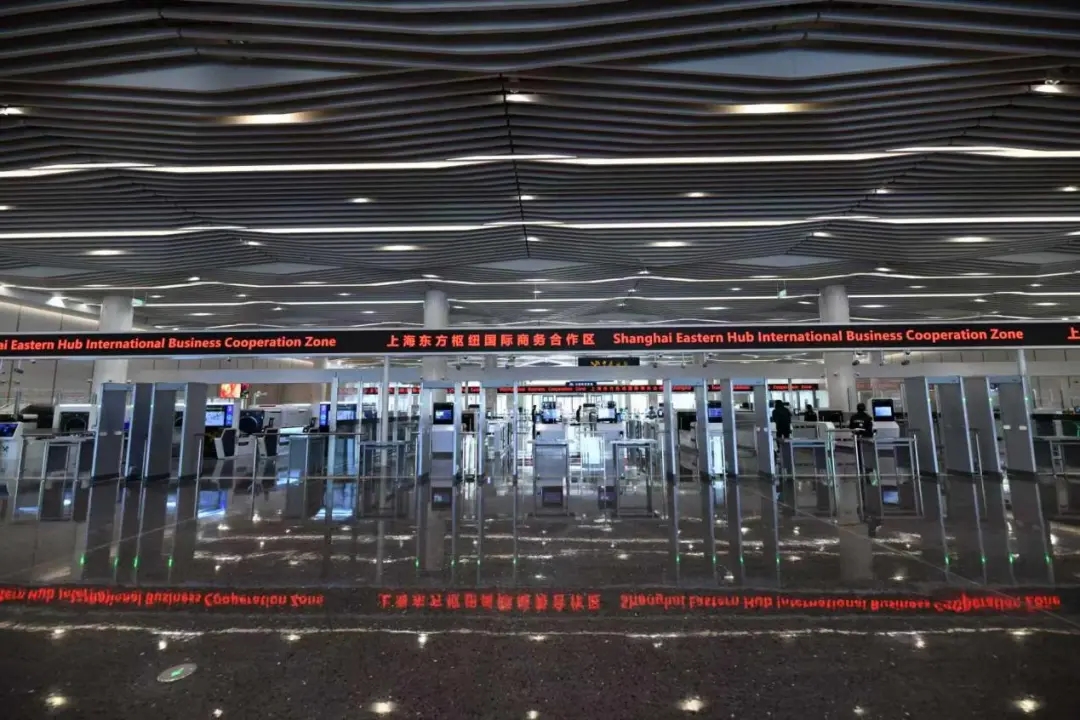 Zona de Cooperación Empresarial Internacional del Centro Oriental de Shanghai.-2.jpg