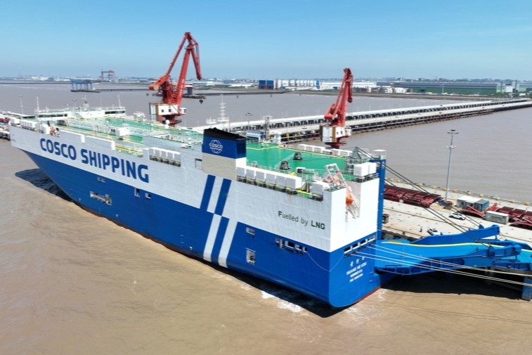 Se inaugura la ruta directa entre el puerto sur de Shanghai y el puerto de Chancay