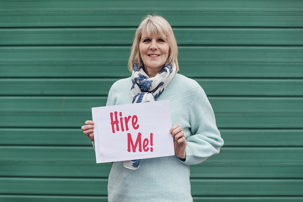 Shanghai refuerza las medidas de apoyo al empleo de las personas mayores.jpg