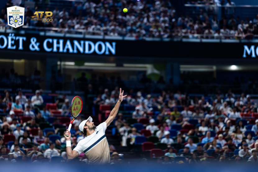 Valentin Vacherot, de Mónaco, compite en la final del Rolex Shanghai Masters el 12 de octubre en el Centro de Tenis Qizhong 2.jpeg