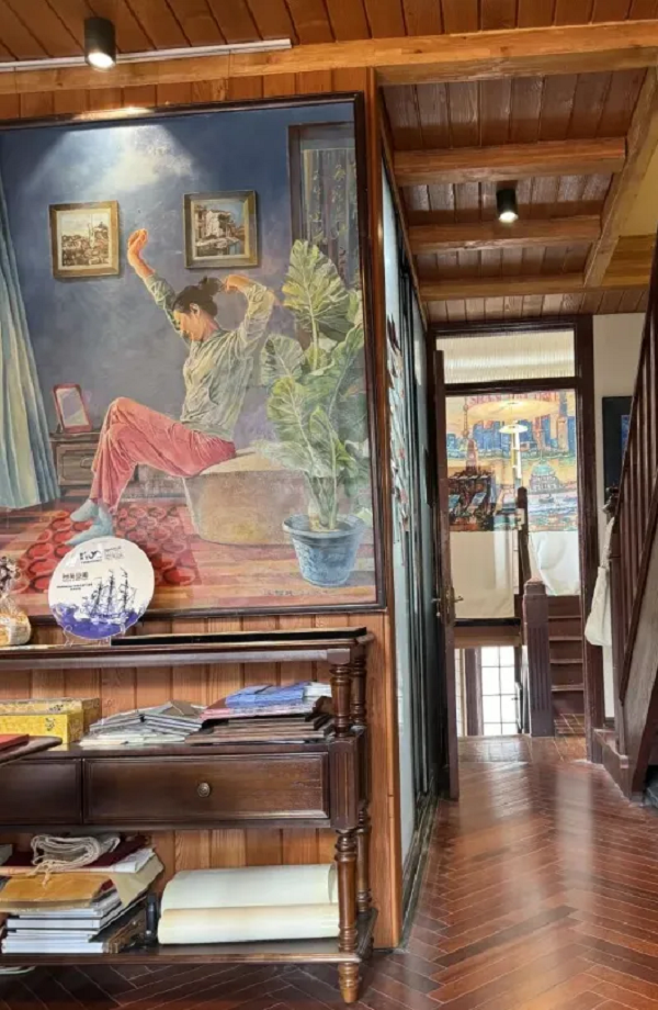 Objetos antiguos llenan un rincón de la exposición de la Villa Patrimonial Jing