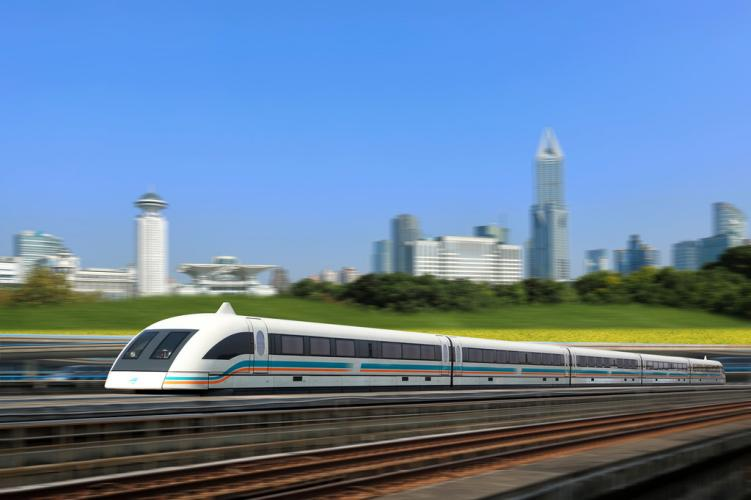 El maglev de Shanghai es la primera línea comercial de levitación magnética de alta velocidad del mundo.png
